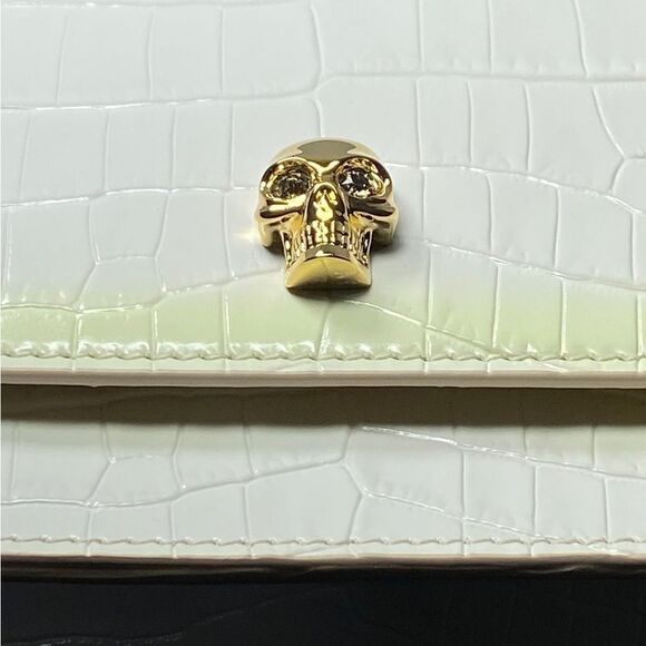 Alexander McQueen Small Skull Croc-Embossed Shoulder Bag - Picture 9 of 12